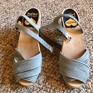 Swedish Hasbeen Clogs